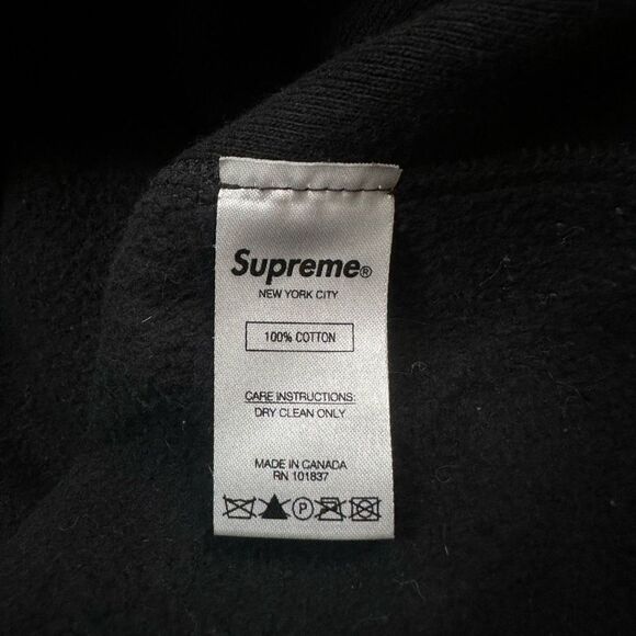 Supreme Size Medium Patent Leather Chenille Arc Logo Hoodie Black Sweatshirt - Picture 10 of 10